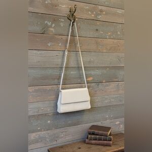 Frenchy of California Bone White Leather Shoulder Bag | Retro Chic Envelope Bag